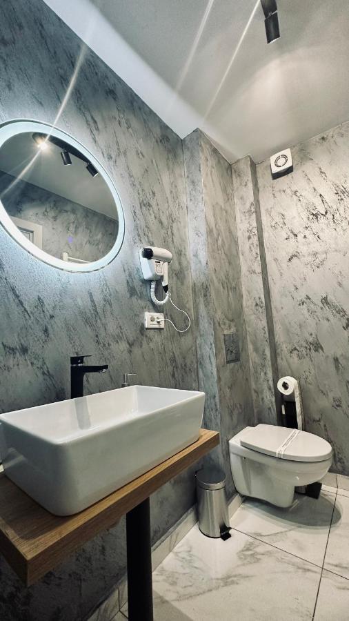 Stay Inn Central Brasov Ap 3 Ngoại thất bức ảnh
